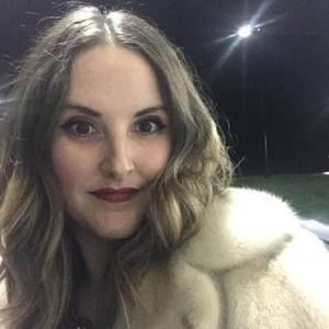 Meet your Posher, Briana